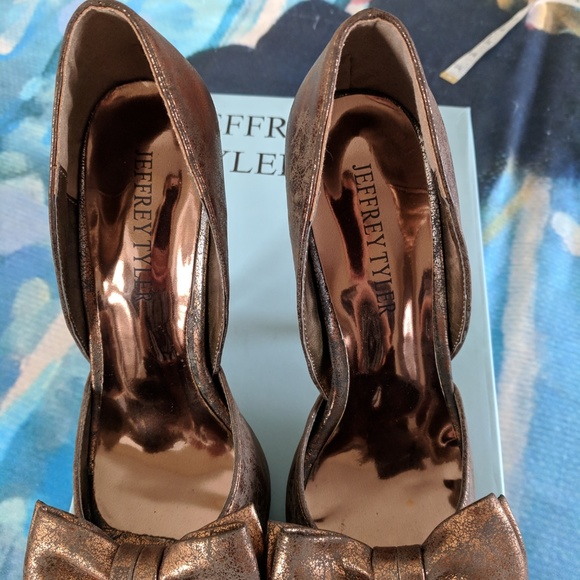 Jeffrey Tyler Bronze Open Toe Heels - Picture 3 of 6